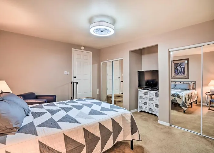 Western-style Family Home: 15 Mi To Pleasant *