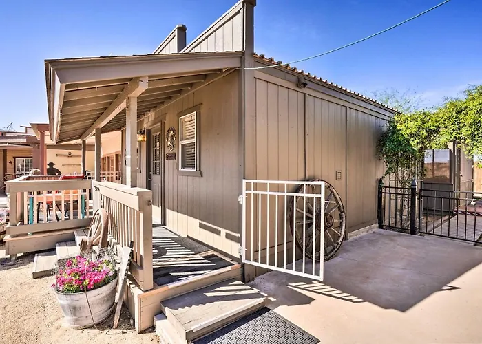 Western-style Family Home: 15 Mi To Pleasant *