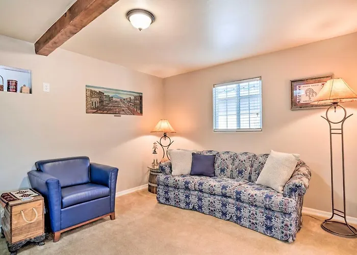 Western-style Family Home: 15 Mi To Pleasant Holiday home *